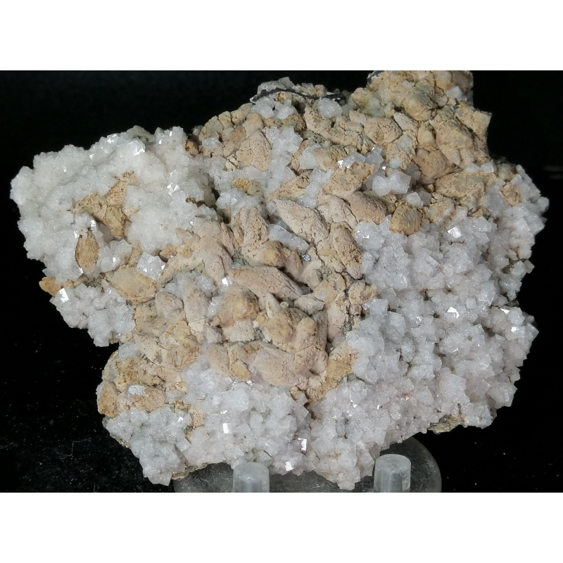 Chabasite Calcite  - Bocca Pietore Palue Belluno  Italy