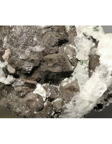 Magnetite su dolomite    - Brosso Ivrea Italy