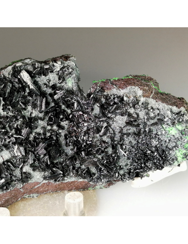 Redledgeite Uvarovite- Sarany Urals Russia