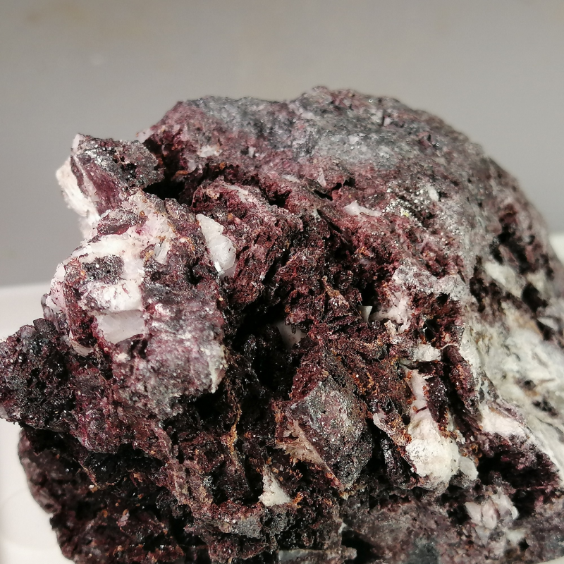 Piemontite Romeite  -  Praborna Aosta Valley   Italy