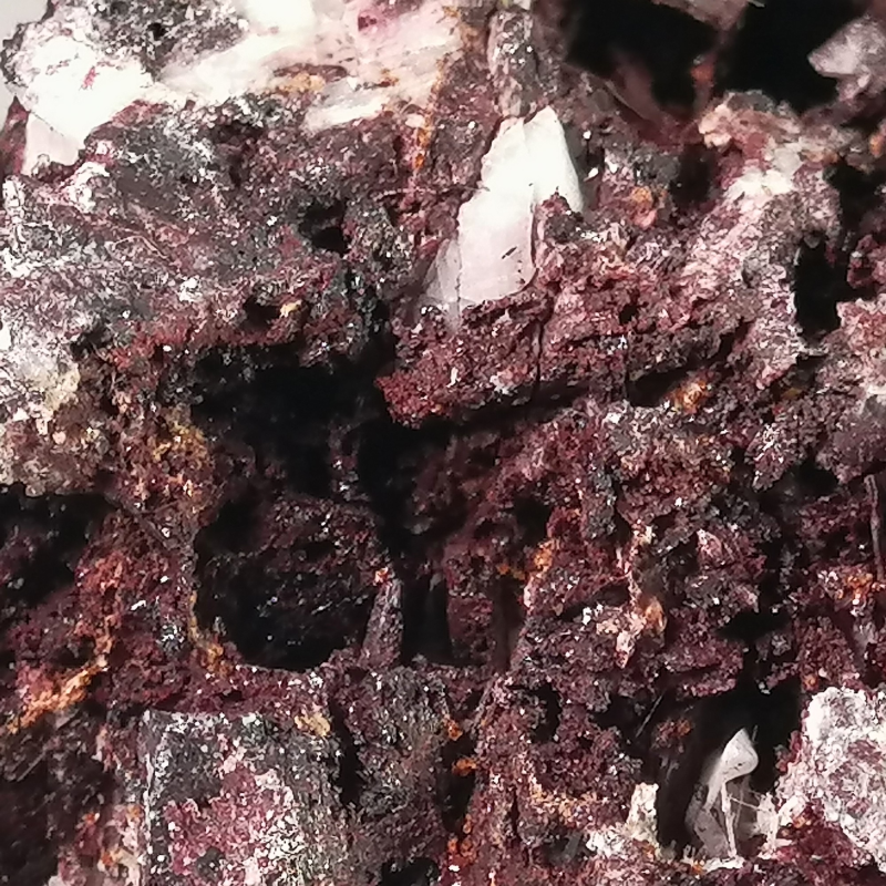 Piemontite Romeite  -  Praborna Aosta Valley   Italy