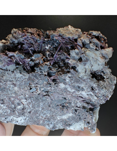 Piemontite -  Praborna Aosta Valley   Italy