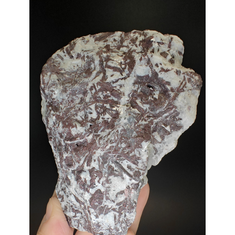 Piemontite -  Praborna Aosta Valley   Italy