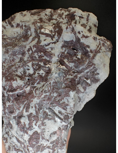 Piemontite -  Praborna Aosta Valley   Italy