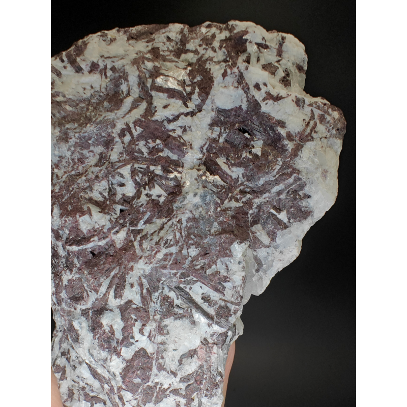Piemontite -  Praborna Aosta Valley   Italy