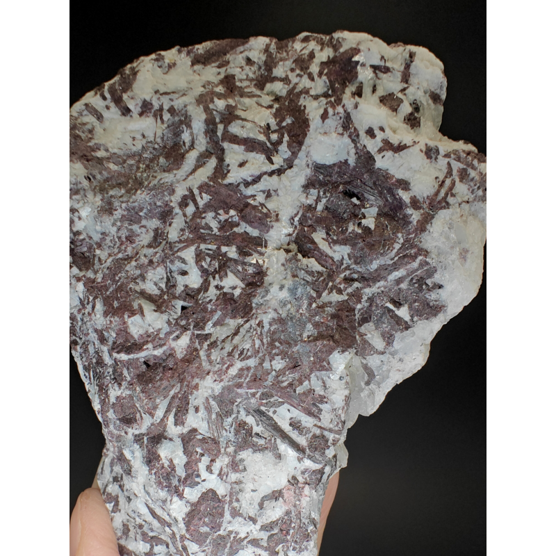 Piemontite -  Praborna Aosta Valley   Italy
