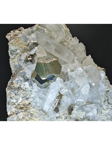 Iridescent Pyrite   Quartz- Westy kalimantan Indonesia