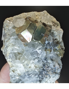 Iridescent Pyrite   Quartz- Westy kalimantan Indonesia 2