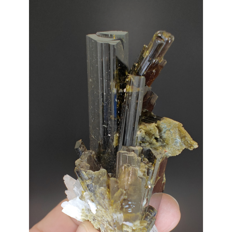 Epidote   - Balochistan Pakistan
