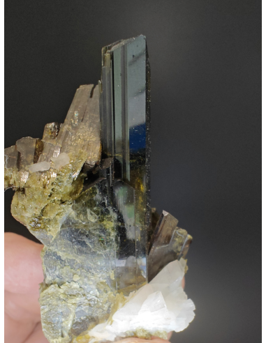 Epidote   - Balochistan Pakistan