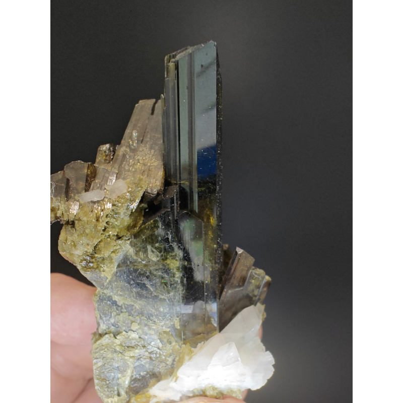 Epidote   - Balochistan Pakistan