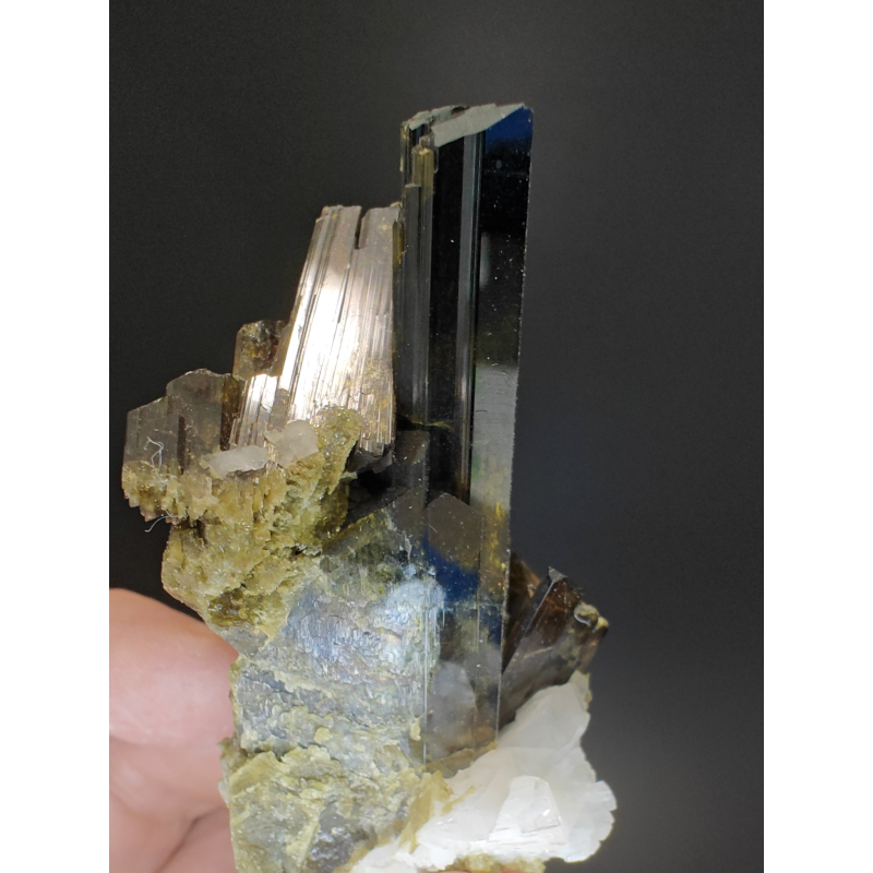 Epidote   - Balochistan Pakistan