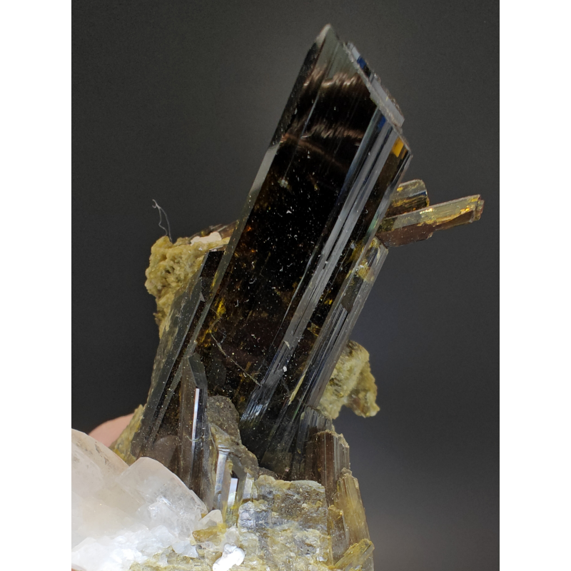 Epidote   - Balochistan Pakistan