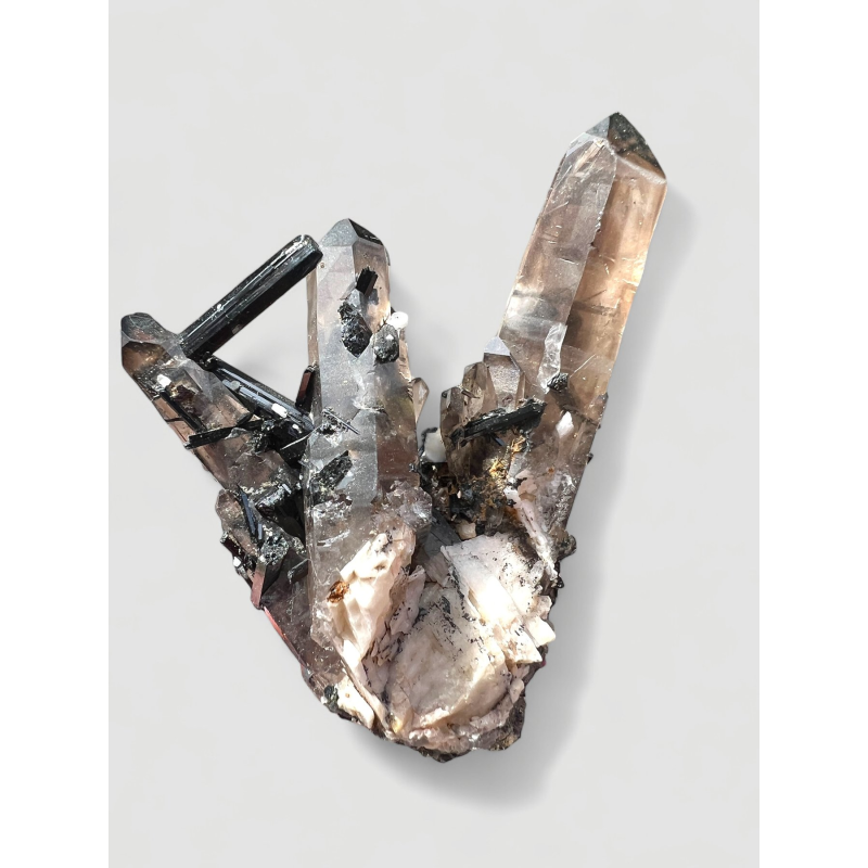 Smoky quartz, Aegirine, M. Malosa, Malawi